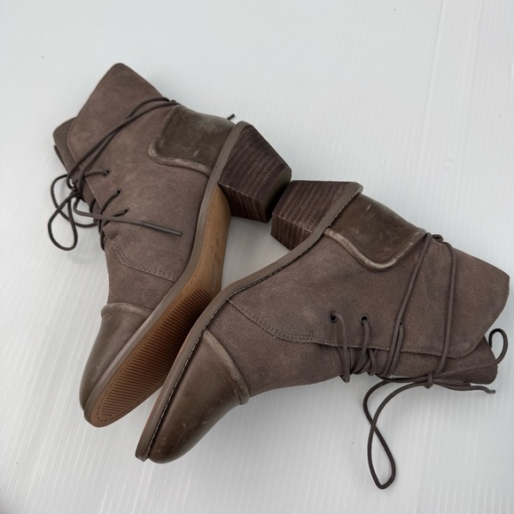 Kelsi Dagger Kennedy Nordstroms NWOT  Women's Suede Ankle Boots - Brown size 6.5 - Picture 3 of 12